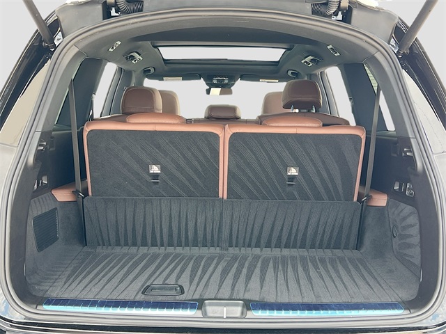 Vehicle image 29 of 36