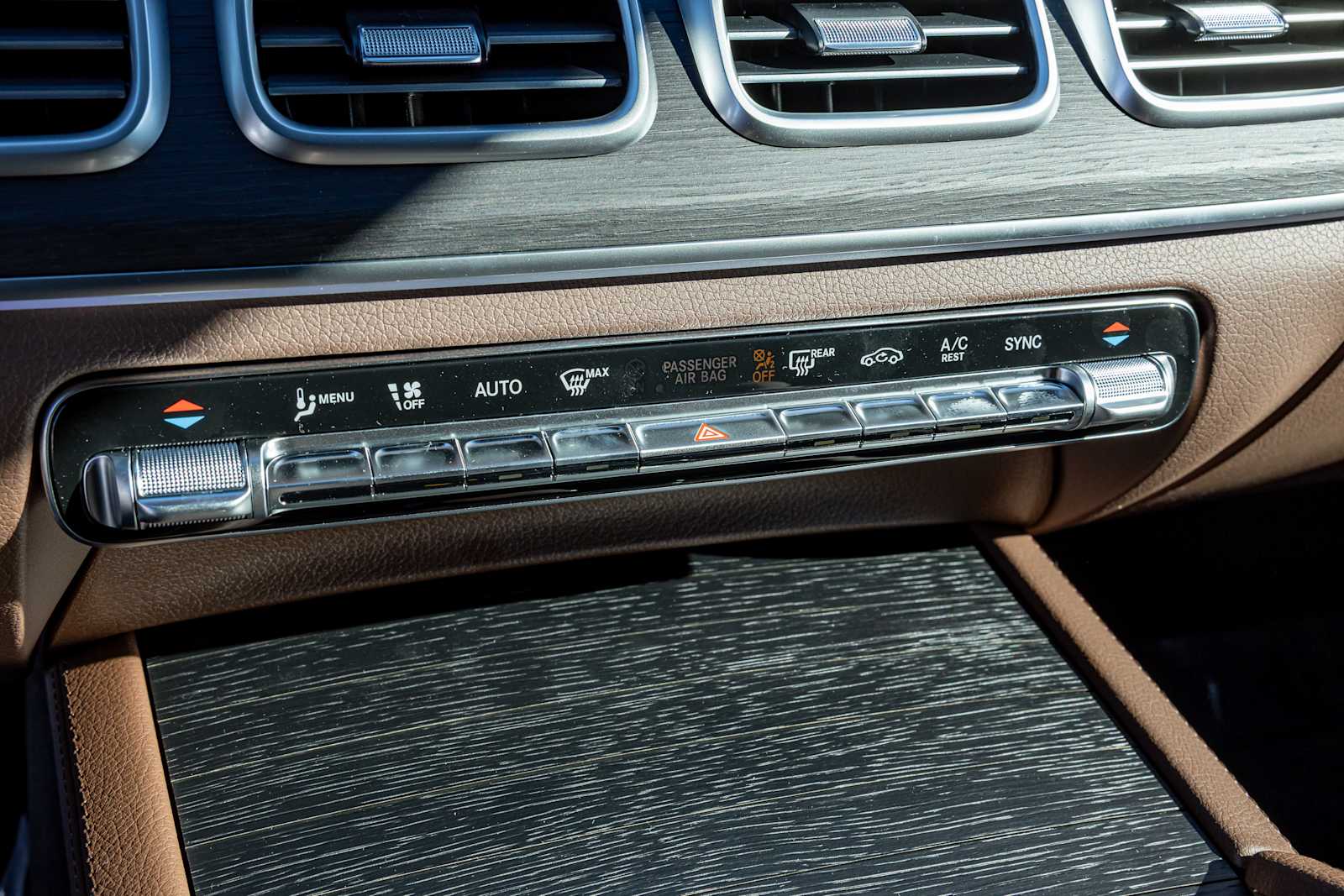 Vehicle image 12 of 20