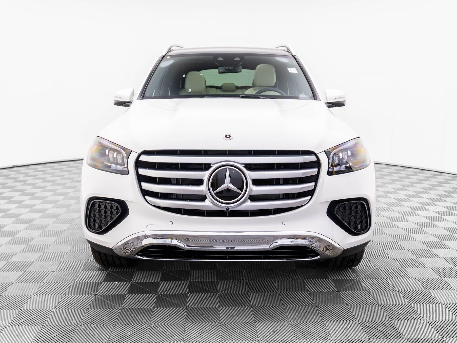 Vehicle image 2 of 40