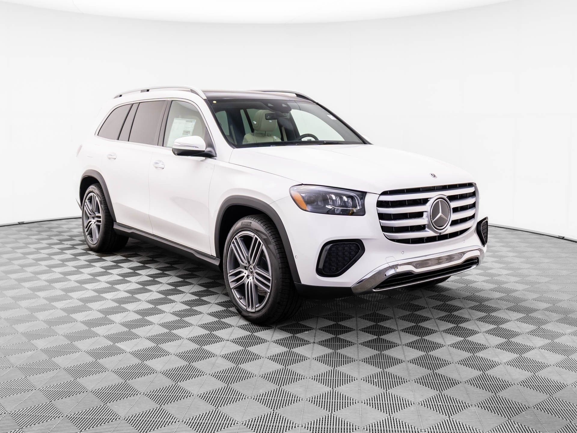 Vehicle image 3 of 40