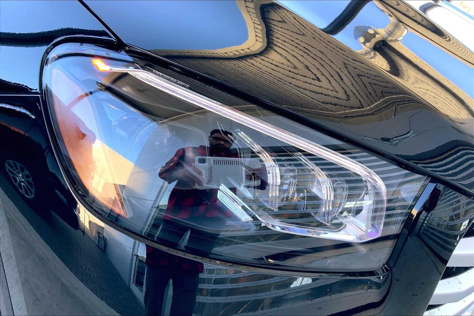 2025 Mercedes-Benz GLS 450 Image 13 of 16