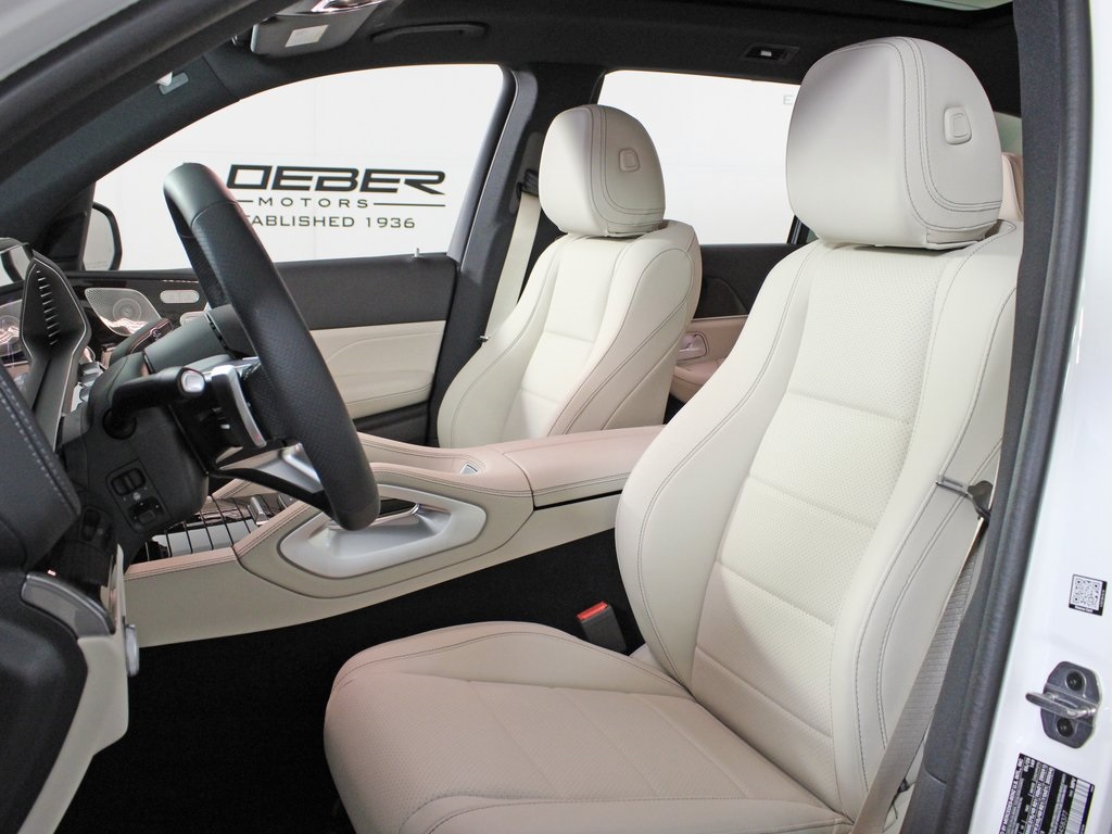 Vehicle image 13 of 37
