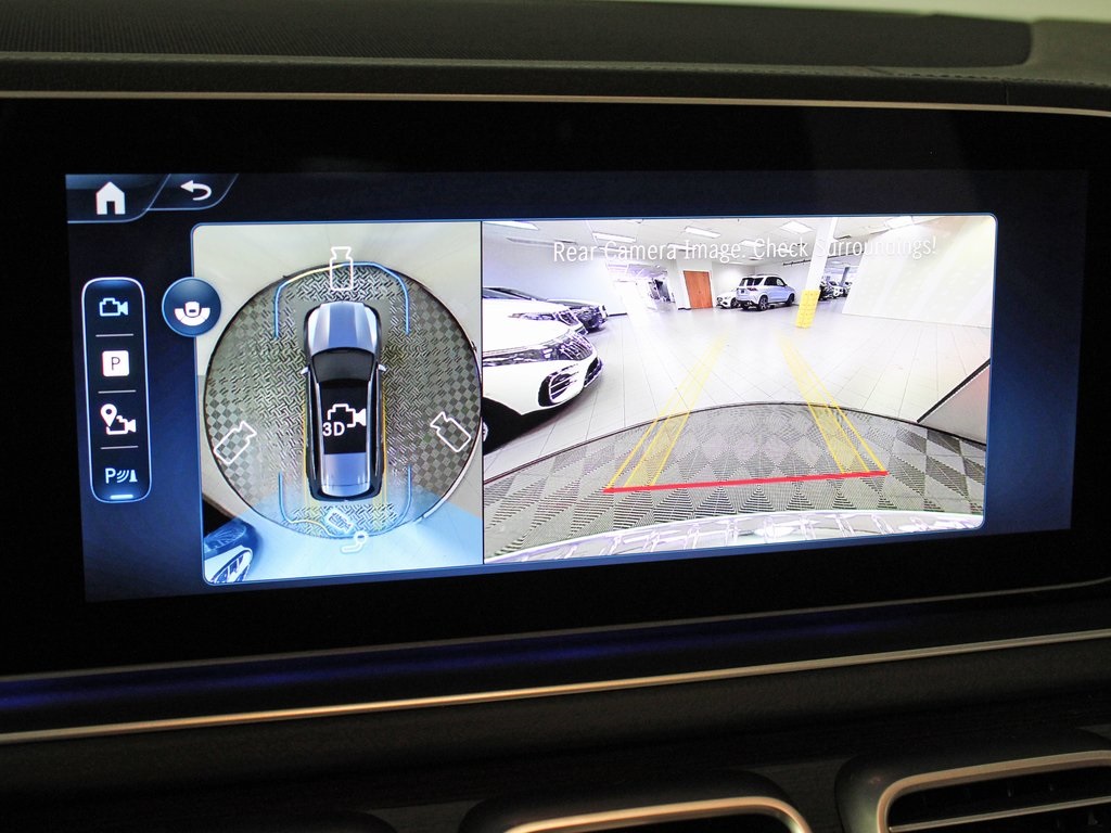 Vehicle image 23 of 37