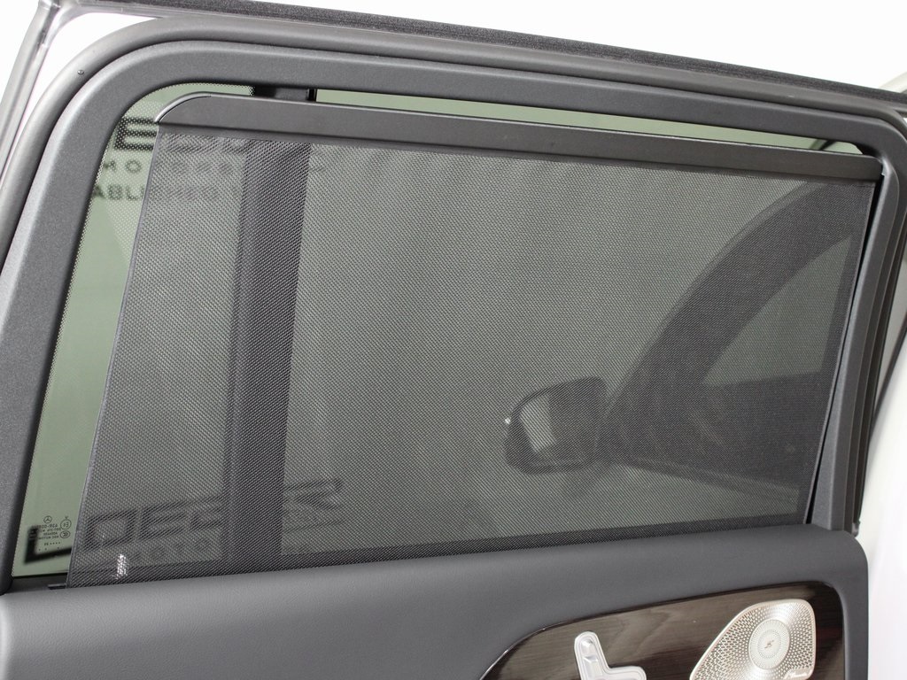 Vehicle image 29 of 37