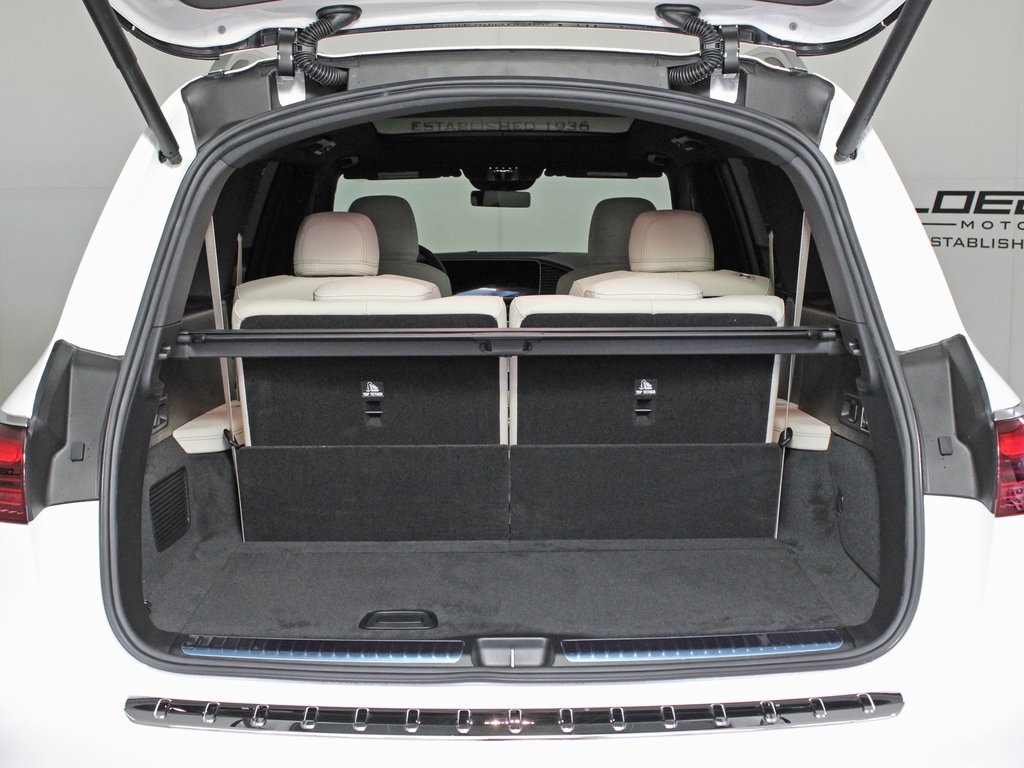 Vehicle image 10 of 37