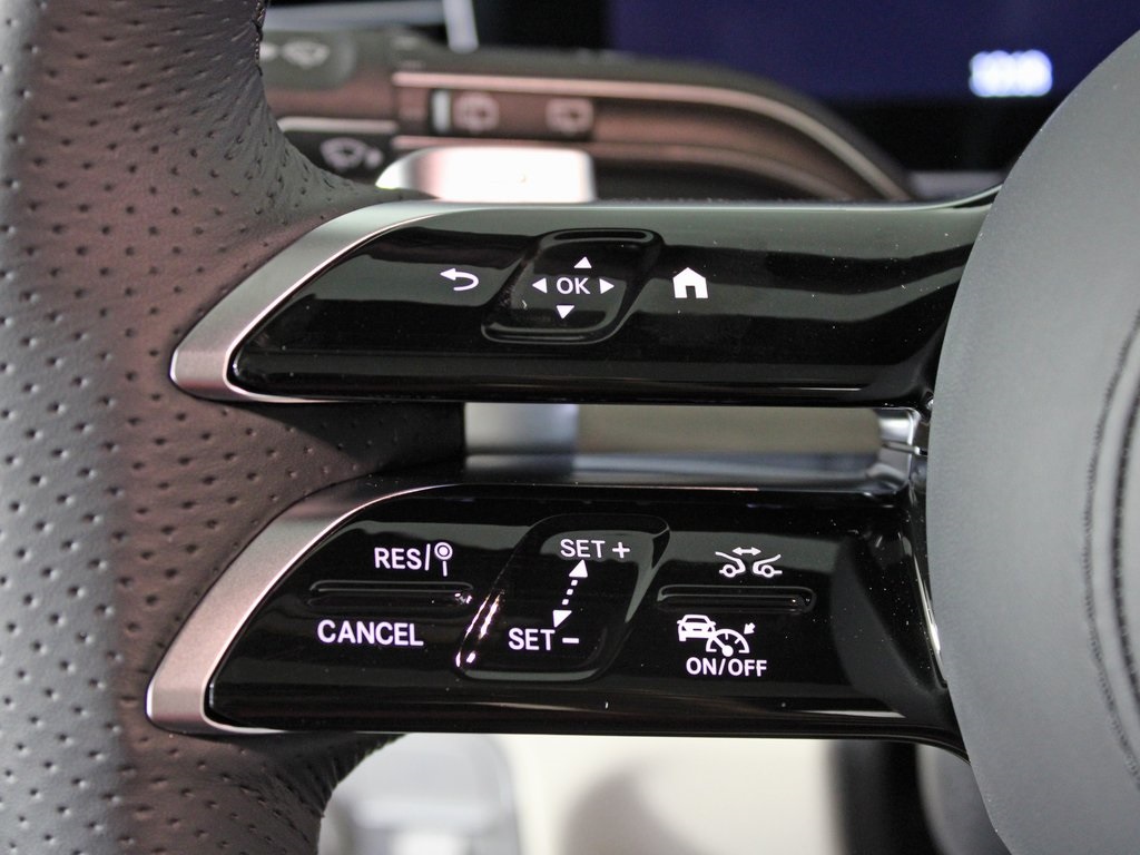 Vehicle image 19 of 37
