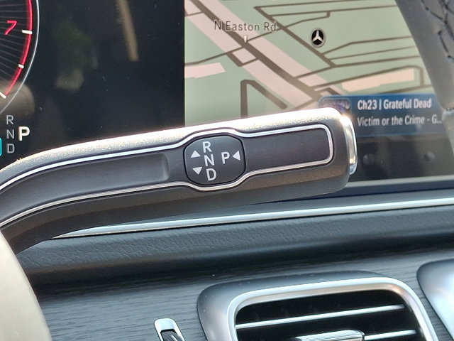 Vehicle image 16 of 22