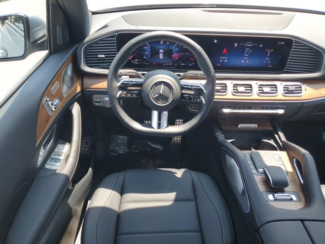 Vehicle image 16 of 39
