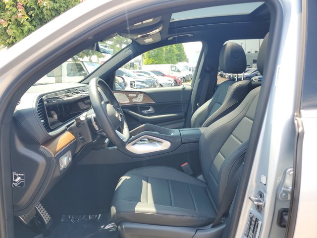 Vehicle image 24 of 39