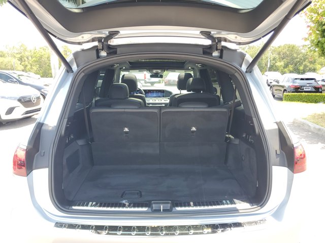 Vehicle image 8 of 39