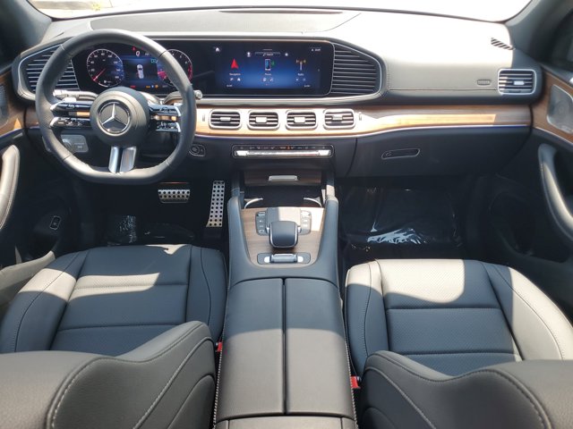 Vehicle image 15 of 39