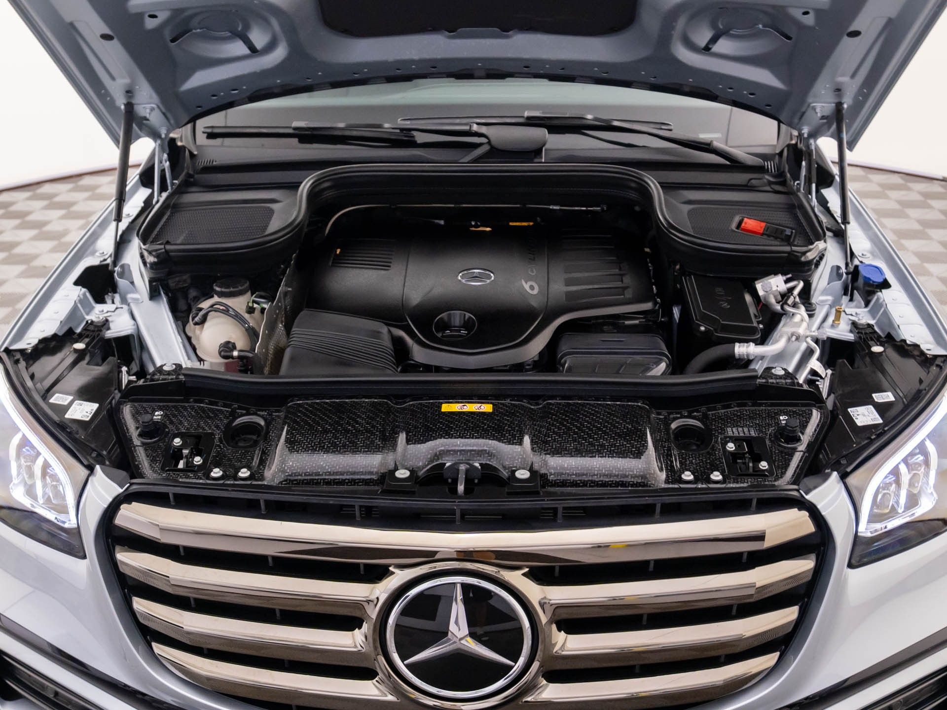 Vehicle image 11 of 35