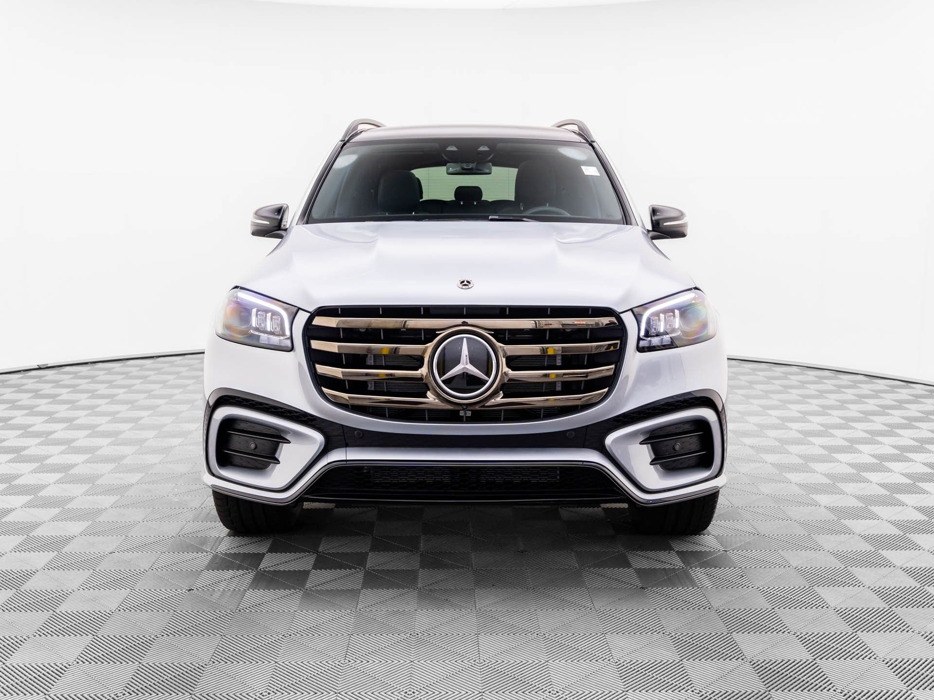 Vehicle image 2 of 35