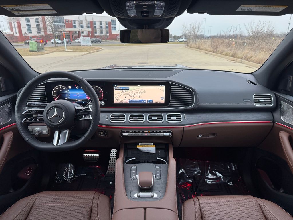 Vehicle image 25 of 39