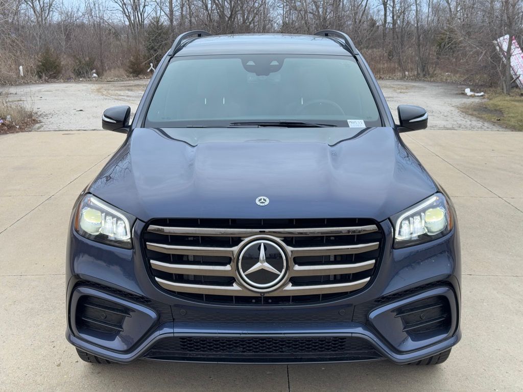 Vehicle image 6 of 39