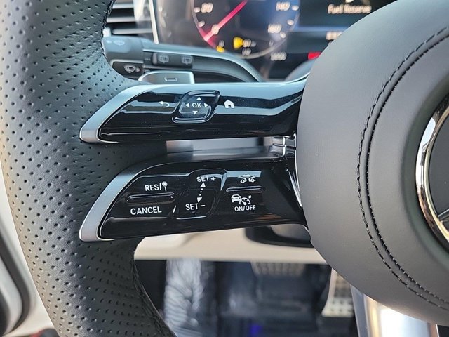 Vehicle image 36 of 43