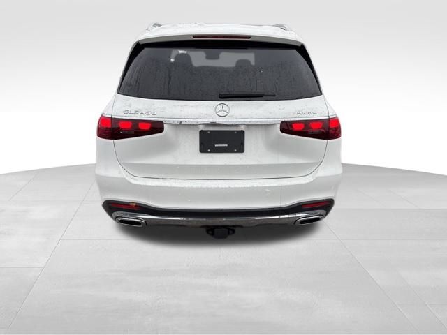 Vehicle image 5 of 32