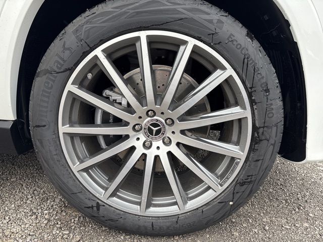 Vehicle image 32 of 32