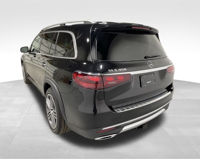 Vehicle image 8 of 21