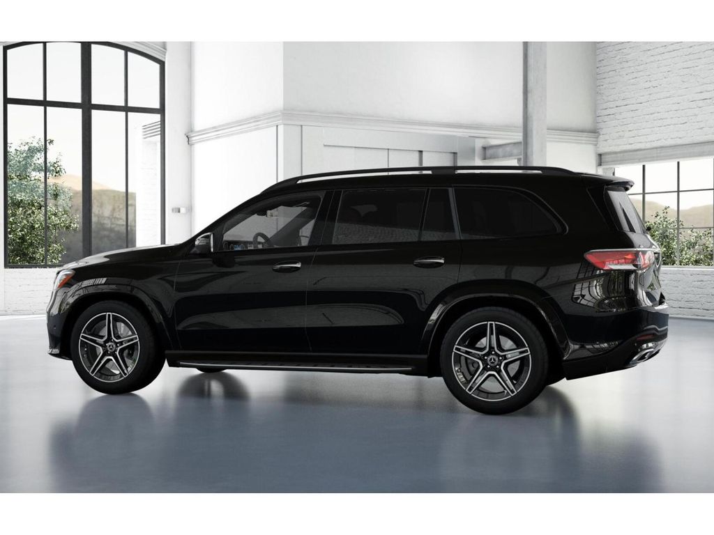 Vehicle image 32 of 41