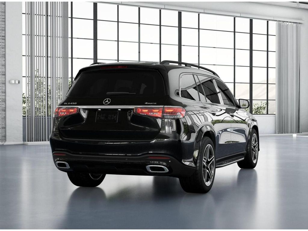 Vehicle image 25 of 41