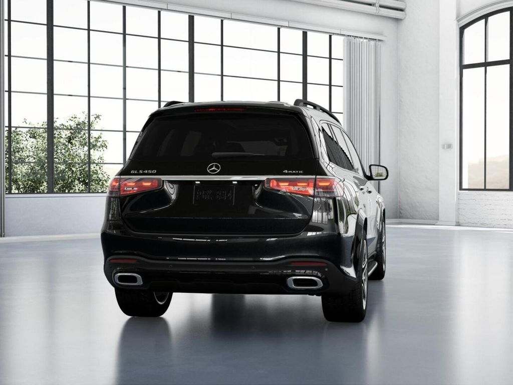 Vehicle image 23 of 41