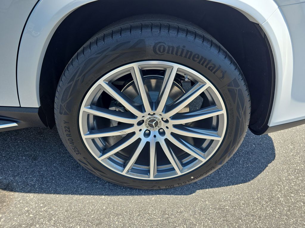 Vehicle image 36 of 39