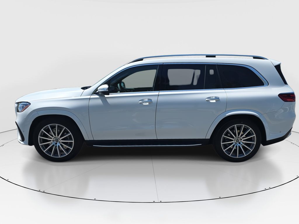 Vehicle image 8 of 39