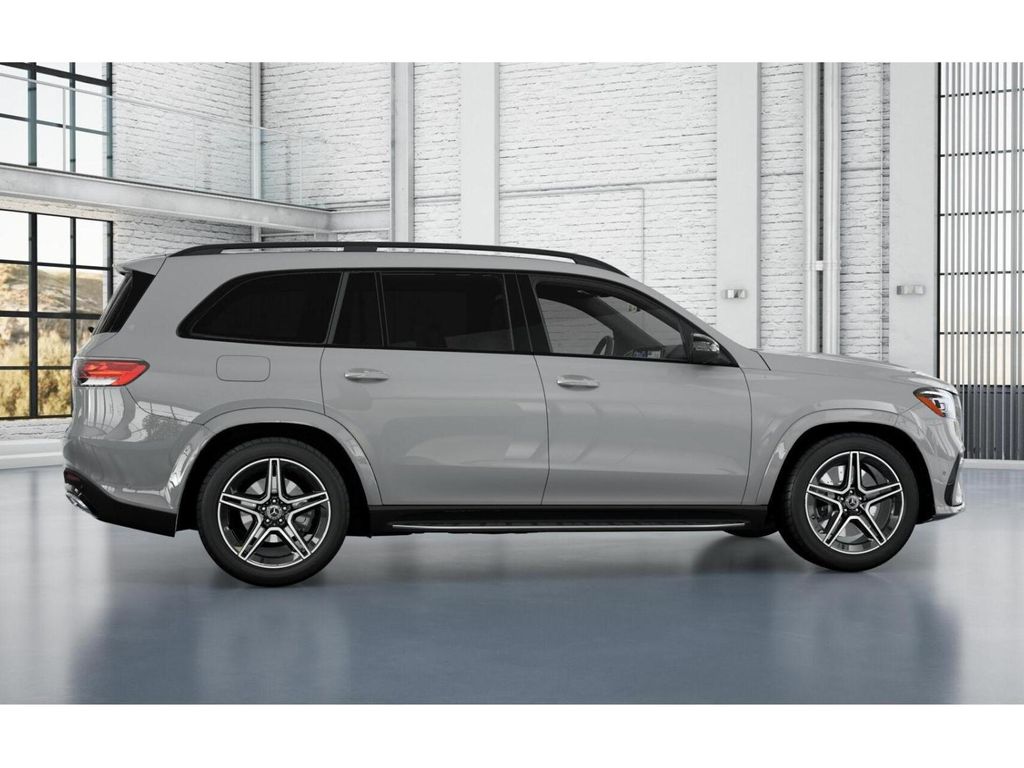 Vehicle image 17 of 41