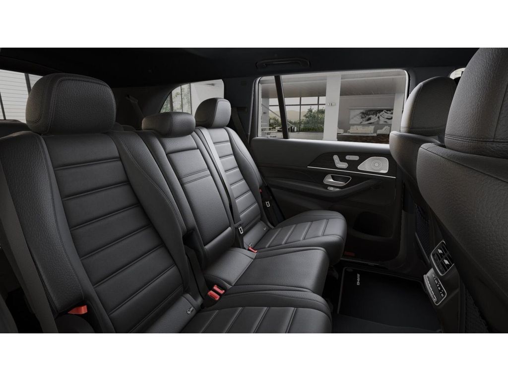 Vehicle image 40 of 41