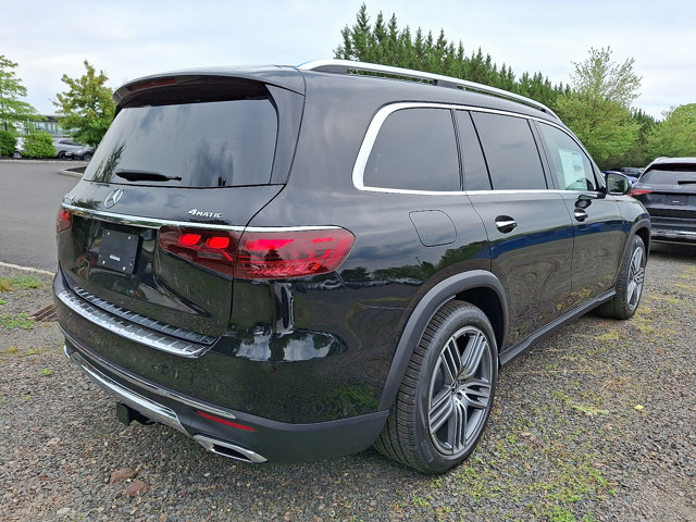 Vehicle image 5 of 23