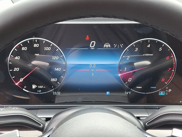 Vehicle image 21 of 23