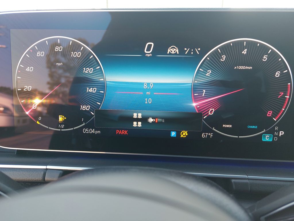 Vehicle image 22 of 40