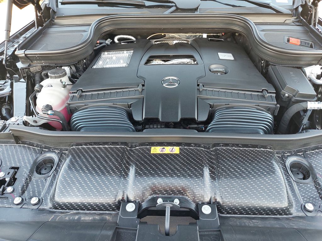 Vehicle image 32 of 40