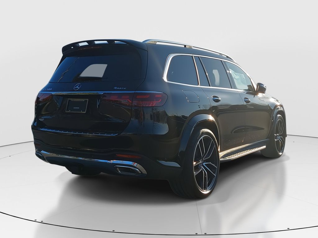 Vehicle image 5 of 40