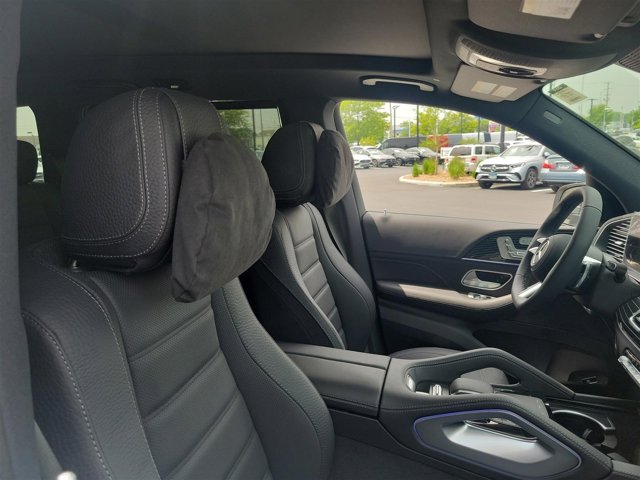 Vehicle image 12 of 45
