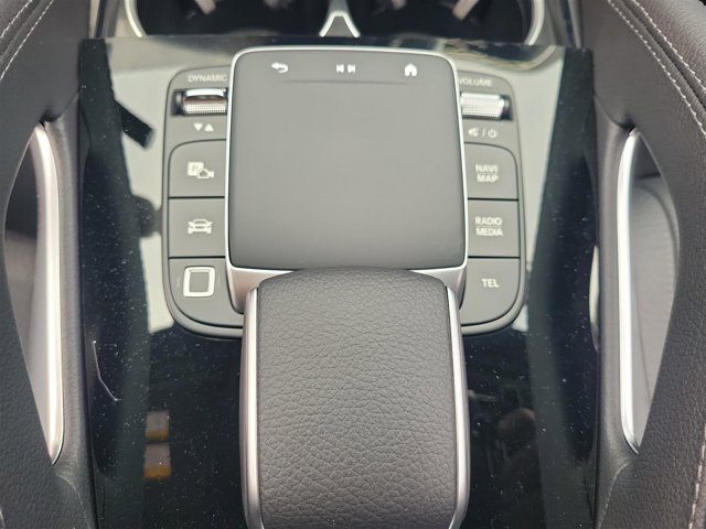 Vehicle image 38 of 45