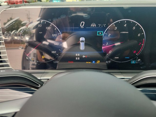 Vehicle image 43 of 45