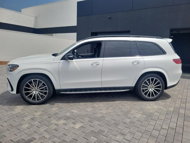 Vehicle image 8 of 45