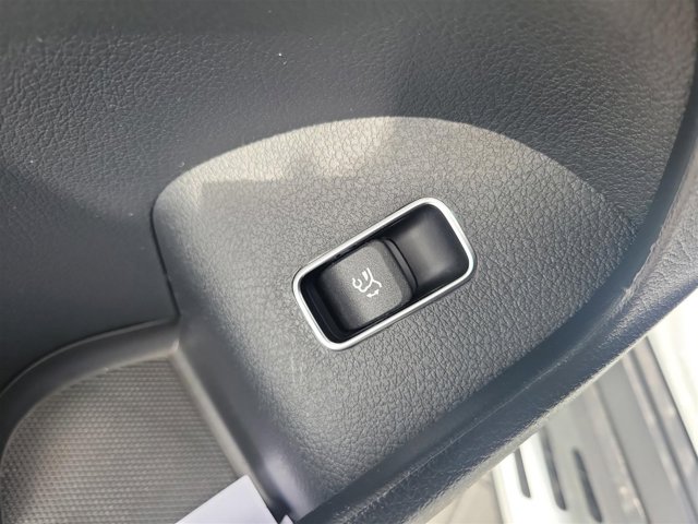 Vehicle image 29 of 45