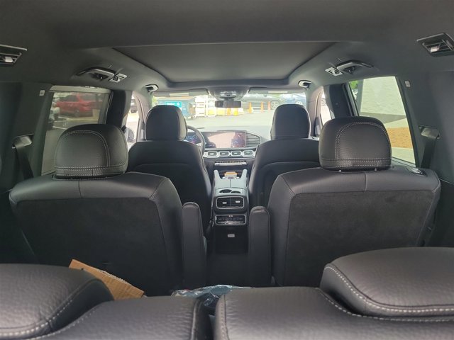 Vehicle image 14 of 45