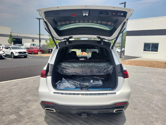 Vehicle image 13 of 45