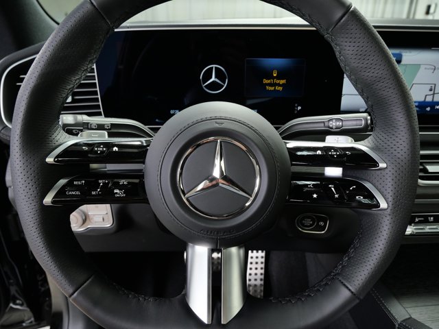 Vehicle image 11 of 14