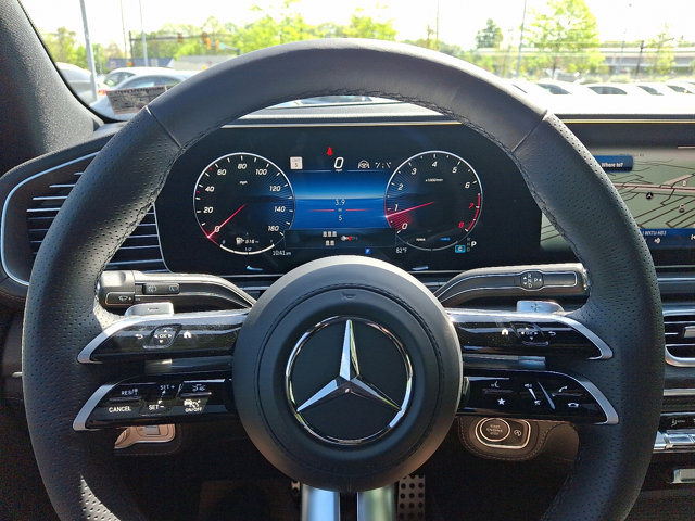Vehicle image 19 of 22