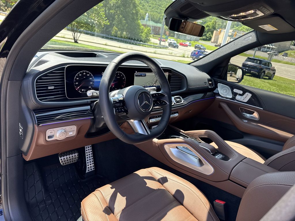 Vehicle image 19 of 39