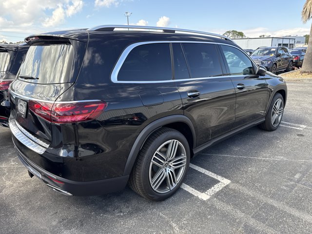 2025 Mercedes-Benz GLS 450 Image 3 of 4
