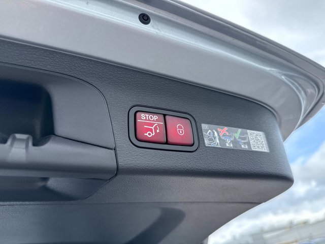 2025 Mercedes-Benz GLS 450 Image 25 of 36