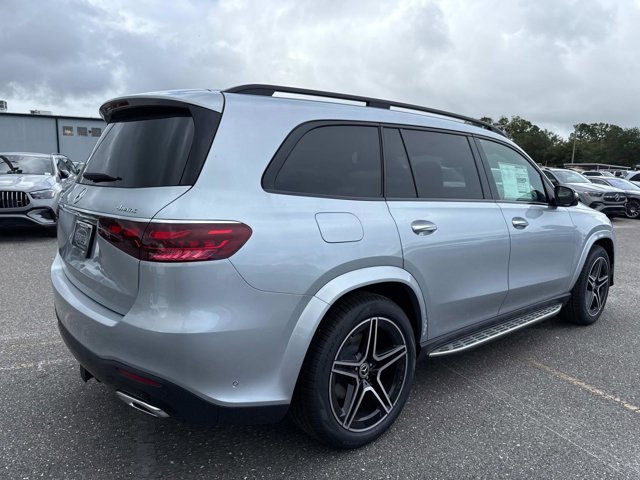 2025 Mercedes-Benz GLS 450 Image 4 of 36
