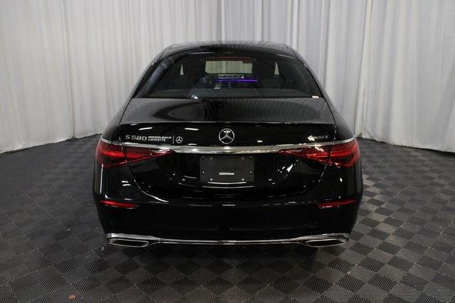 Vehicle image 6 of 37
