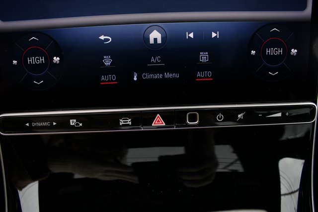 Vehicle image 28 of 37